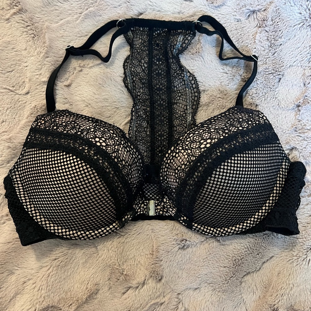 Victoria’s Secret Very Sexy push up bra 34A